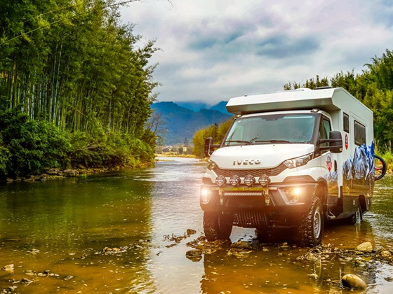 意大利進口New Daily 4X4“漫步者”四驅越野房車